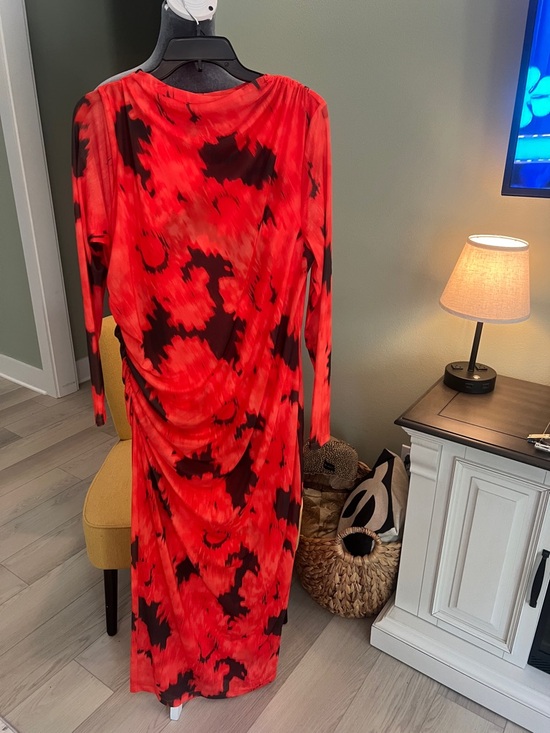 Ashley Graham Dresses & Skirts - Ashley Graham Orange and Black Floral-Print Long Sleeve Midi Dress